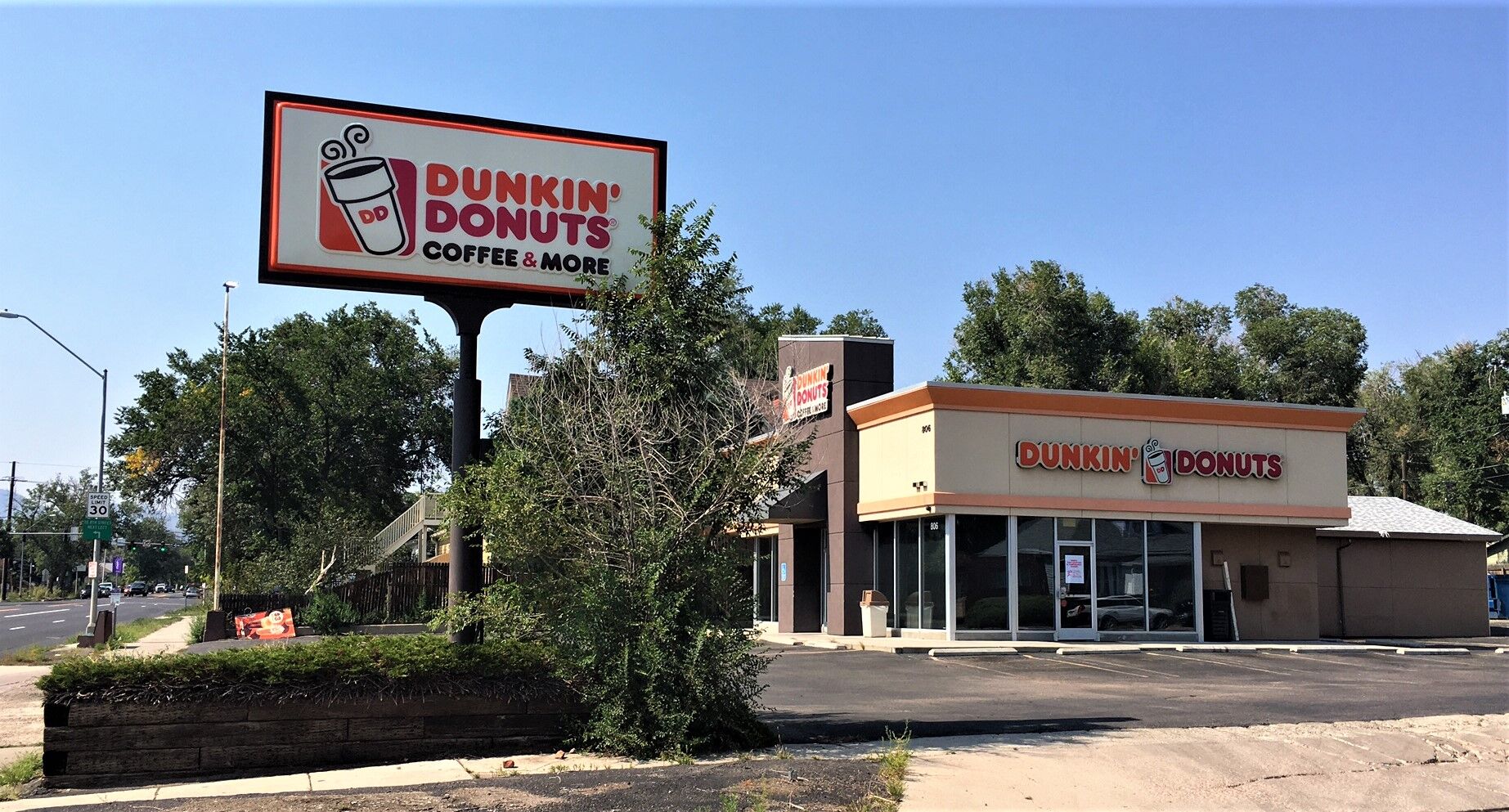 DUNKIN' PHOTO 2
